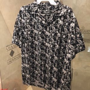 Men’s Hawaiian Button Down